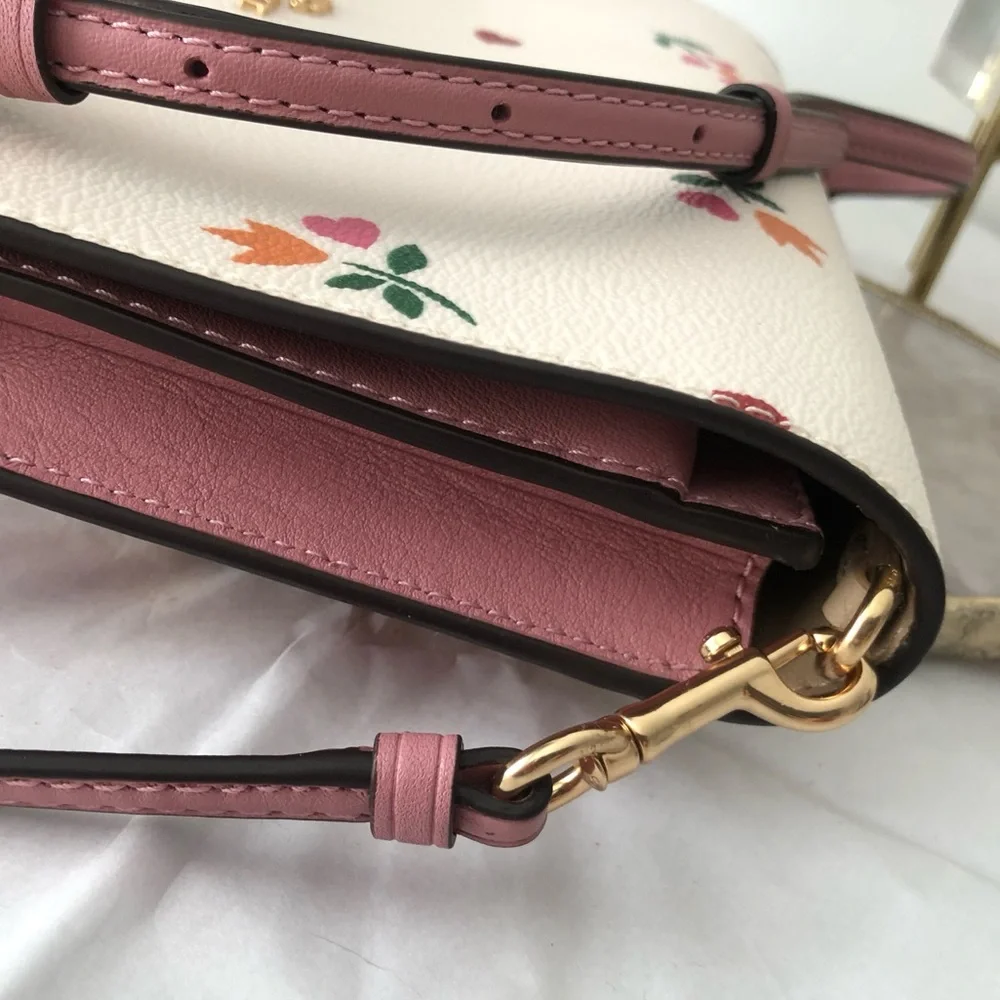 New Coach Anna Clutch/Crossbody in Petal Print - Picture 8 of 13